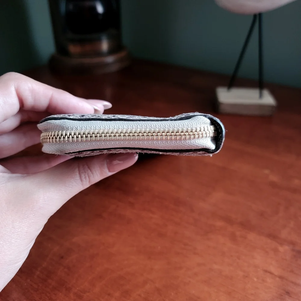 Michael Kors Jet Set Brandy Continental Wallet Taupe Tan Python Embossed Leather - Picture 8 of 16